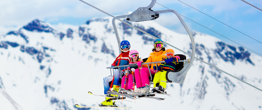 Family skiing